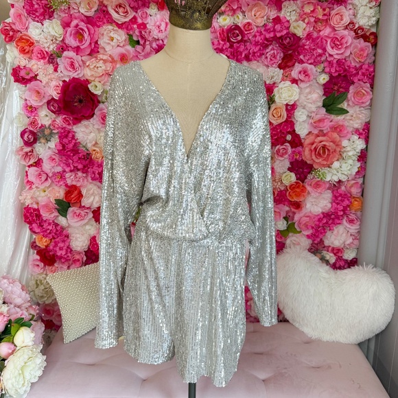 Endless Rose | Sparkly Sequin Romper - Picture 1 of 2